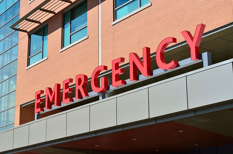emergency sign outside hospital